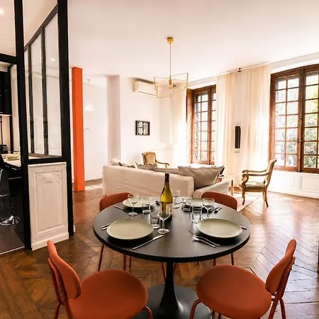 Apartmán L'insolite - 53m2, Cosy & Proche Cathedrale Clermont-Ferrand