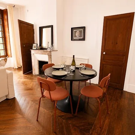 L'insolite - 53m2, Cosy & Proche Cathedrale *