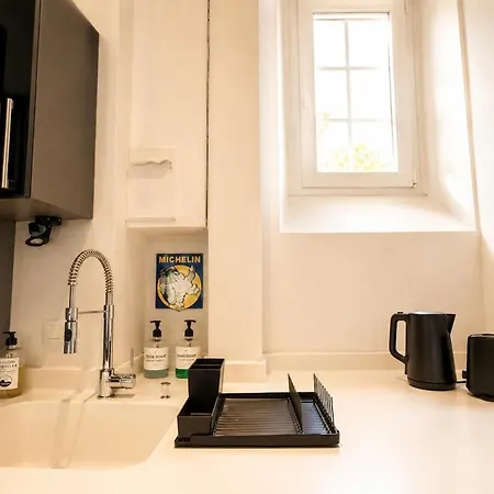 L'insolite - 53m2, Cosy & Proche Cathedrale Apartmán *