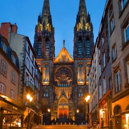 Apartmán L'insolite - 53m2, Cosy & Proche Cathedrale Clermont-Ferrand