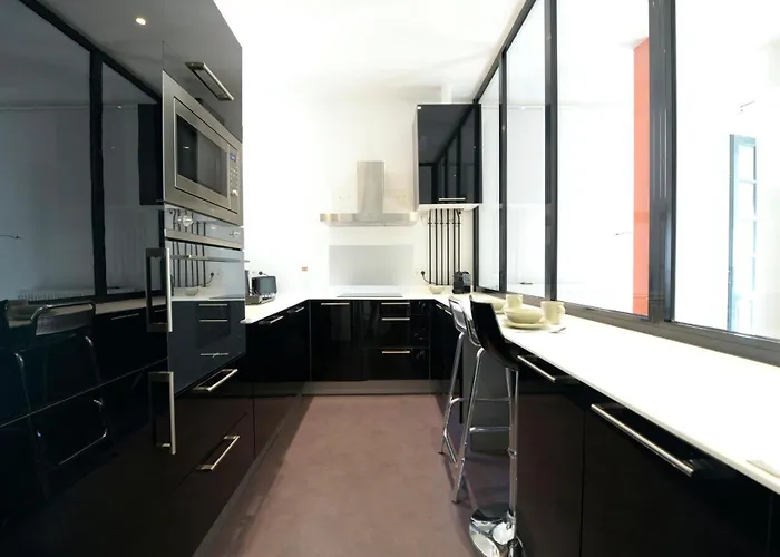 L'insolite - 53m2, Cosy & Proche Cathedrale Clermont-Ferrand