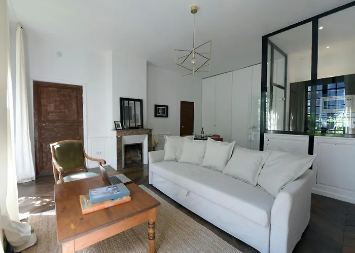 Appartement L'insolite - 53m2, Cosy&proche Cathédrale Clermont-Ferrand